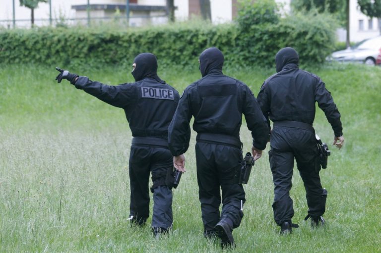 Trois attentats déjoués à Lille, Paris et Nice