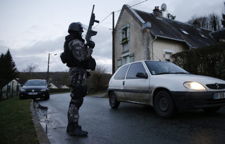 Blessé par balle aux Izards : le GIPN en renfort pour interpeller trois frères