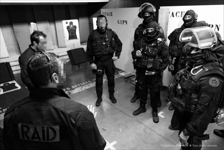Il s’était retranché avec son bébé à Saint-Denis : le Raid intervient