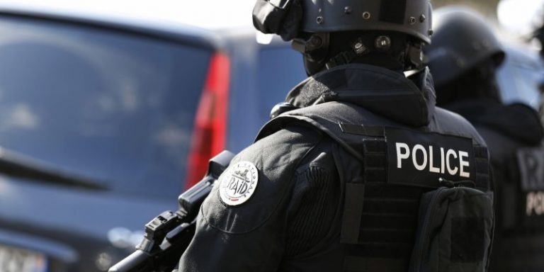 Bordeaux : douze personnes interpellées dans le cadre d&rsquo;un trafic de drogue