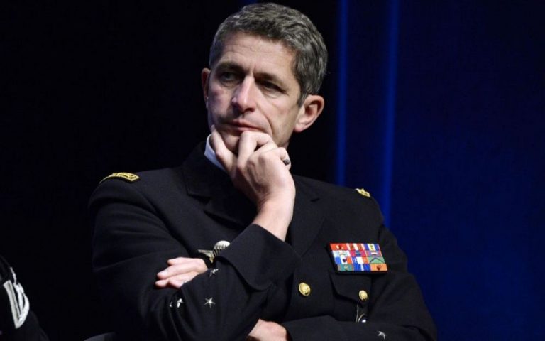 Le patron des gendarmes Denis Favier annonce son départ