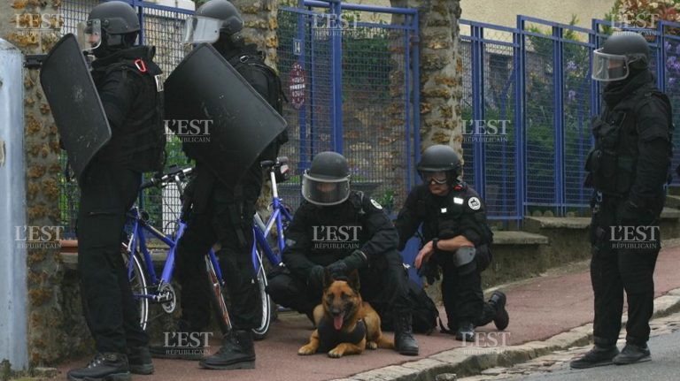 Meurthe-et-Moselle : un forcené maîtrisé par le RAID