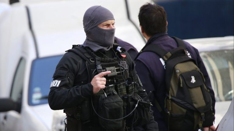 Villeurbanne : un père et son fils font intervenir le RAID