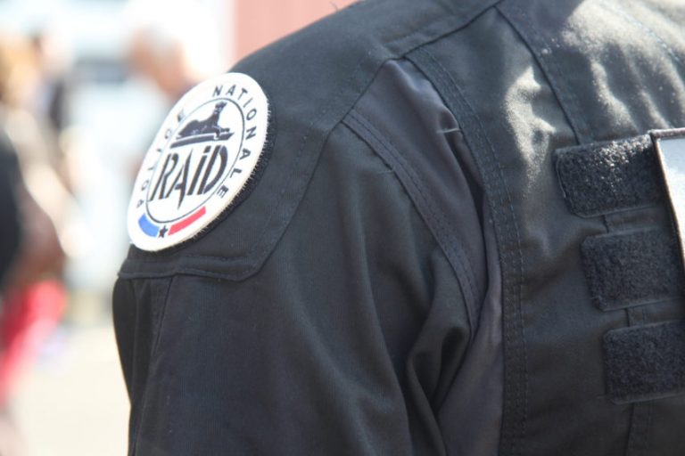 Toulouse. Le RAID déloge un homme retranché chez lui avec une bouteille de gaz et un couteau