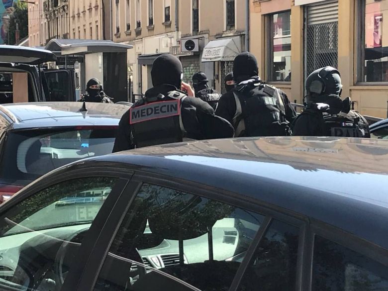 Grenoble: un homme interpellé par le RAID