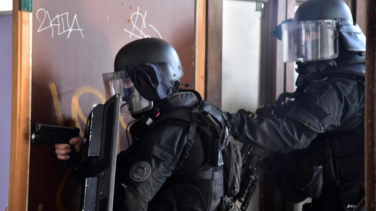 Le RAID arrête un homme qui menaçait de commettre des agressions au couteau