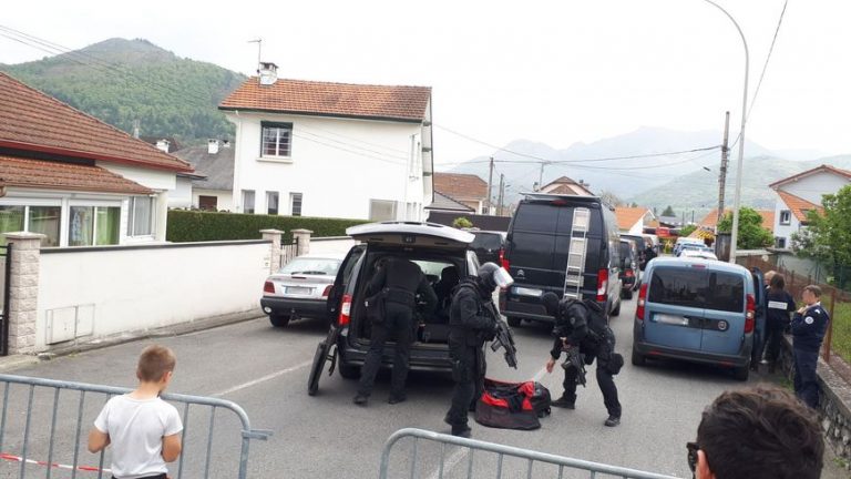Le Béarnais retranché chez lui à Bizanos a été maîtrisé par le RAID