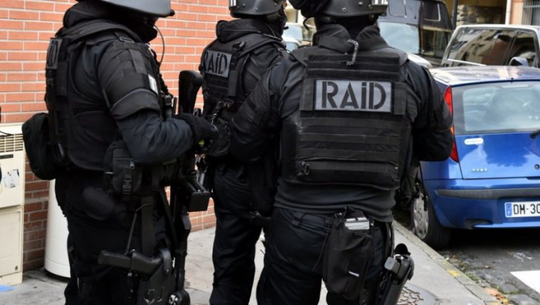 Intervention du RAID pour déloger un braqueur de bijouterie à Toulouse