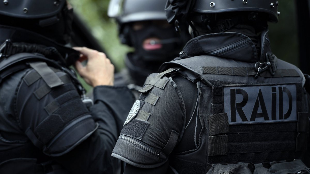Attentat de Trèbes : coup de filet du RAID et de la police judiciaire de Montpellier