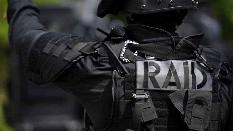 Règlement de compte au pistolet entre deux voisins