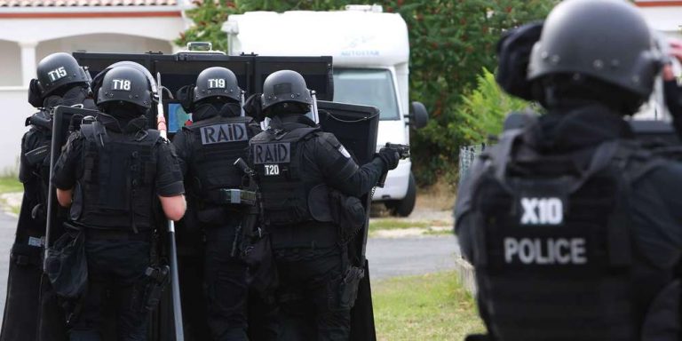 Agen : L&rsquo;ancien militaire retranché chez lui maîtrisé par le RAID