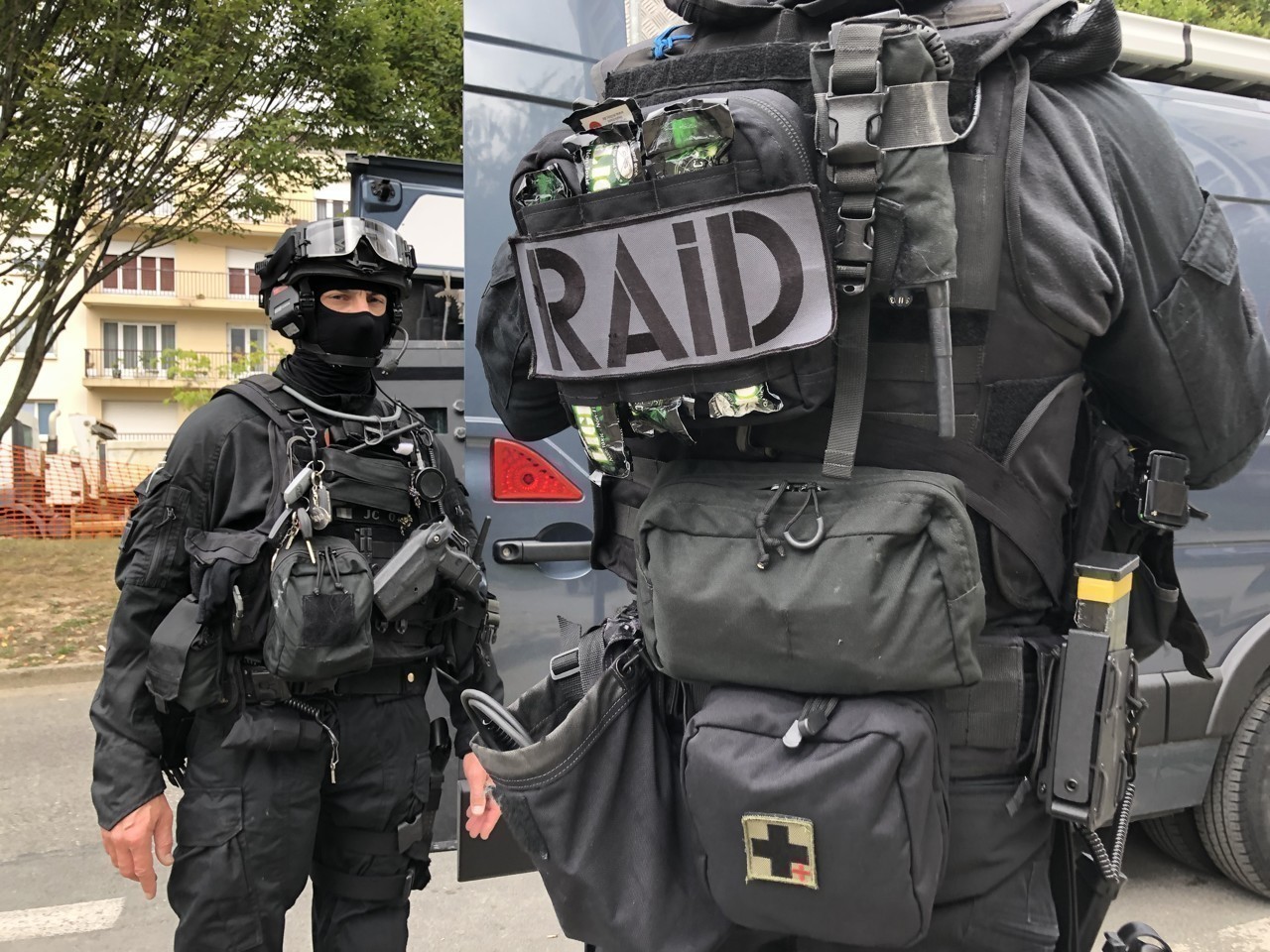 Le RAID intervient à Cherbourg-en-Cotentin pour déloger un quinquagénaire retranché chez lui