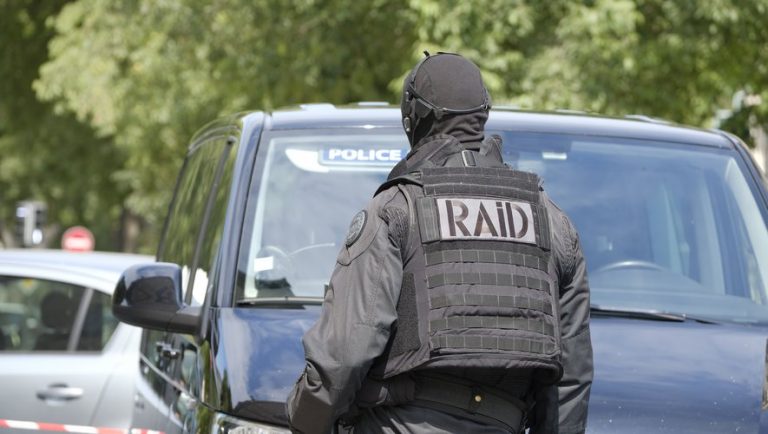 Trafic de cocaïne à Nîmes : la Sûreté et le RAID interpellent des suspects au Mas de Mingue et la Placette