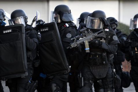 Suresnes : Une prise d’otage imaginaire mobilise le RAID et la police