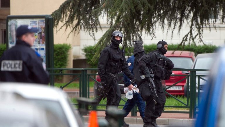 Lille : Intervention du RAID, arme factice, prière de rue…. que s&rsquo;est-il passé près d&rsquo;Euralille jeudi