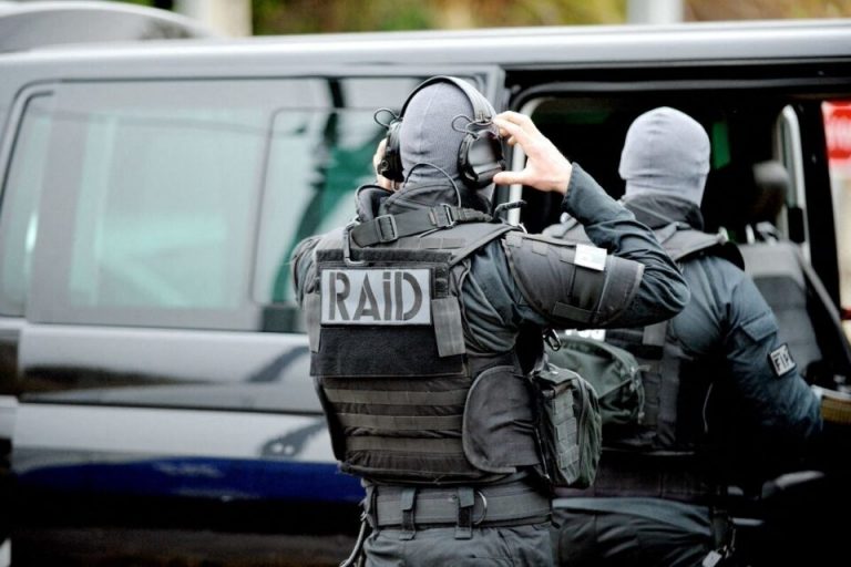 Halluin. Le RAID forcé d&rsquo;intervenir après un différend familial