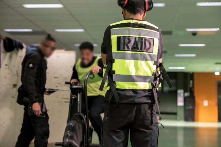 « Cette semaine va être très éprouvante » : dans l’enfer des sélections des policiers du RAID.