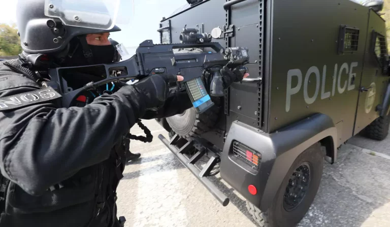 Hyères: sept personnes interpellées dans un vaste trafic de stupéfiants.