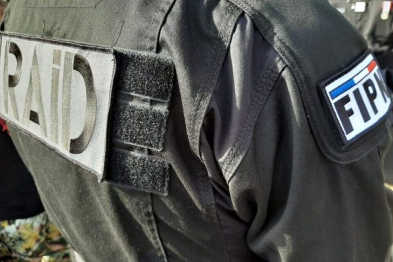 Drogues, armes, argent liquide… Une importante opération menée par la police du Loiret.