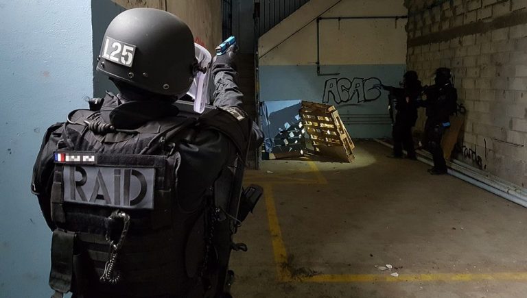 Le RAID intervient à Roncq pour un forcené armé d&rsquo;un fusil de chasse.