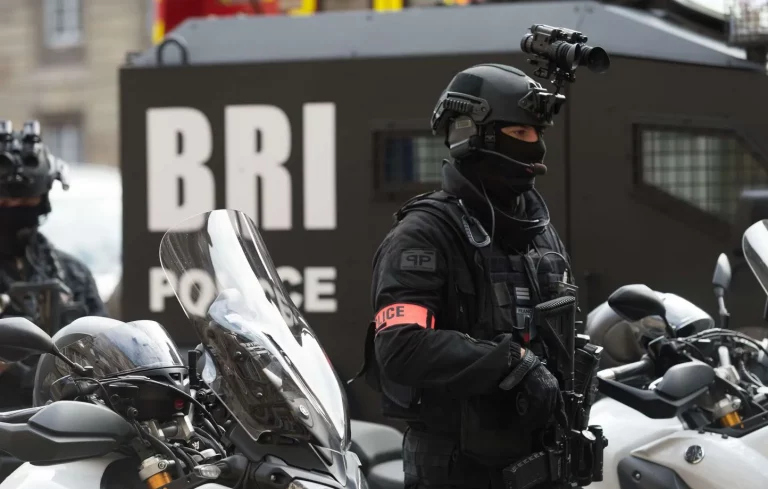 La BRI interpelle six personnes qui s&rsquo;apprêtaient à séquestrer un richissime homme d&rsquo;affaires.