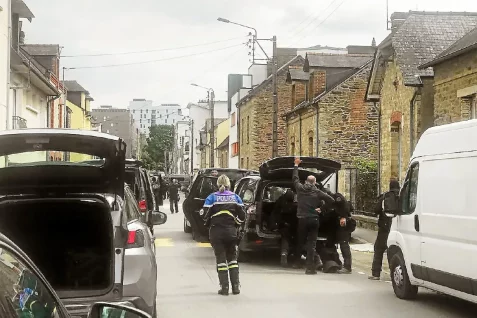 Intervention du RAID à Rennes : un homme menaçant arrêté.