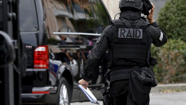 « Les trois coups de feu étaient impressionnants » : Fusillade cette nuit dans le centre-ville de Castres, les policiers visés.