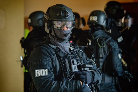 Double meurtre à Charleville-Mézières : le RAID interpelle un homme en Bretagne.