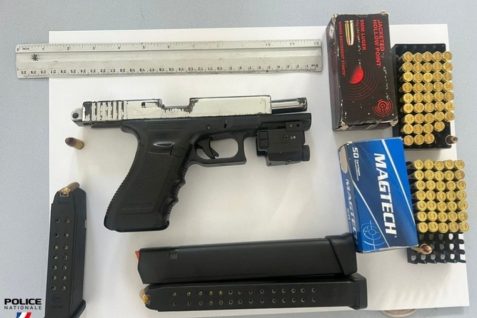 Au Lamentin, un homme lourdement armé interpellé pour violences conjugales.