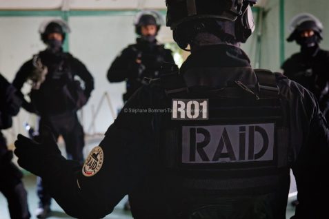 Coups de feu, rixe : le conflit de voisinage se termine par l’intervention du RAID à L’Isle-d’Espagnac.