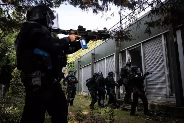 RAID: « Quand vous voyez arriver trente mecs de 120 kilos, surarmés, il vaut mieux se rendre »