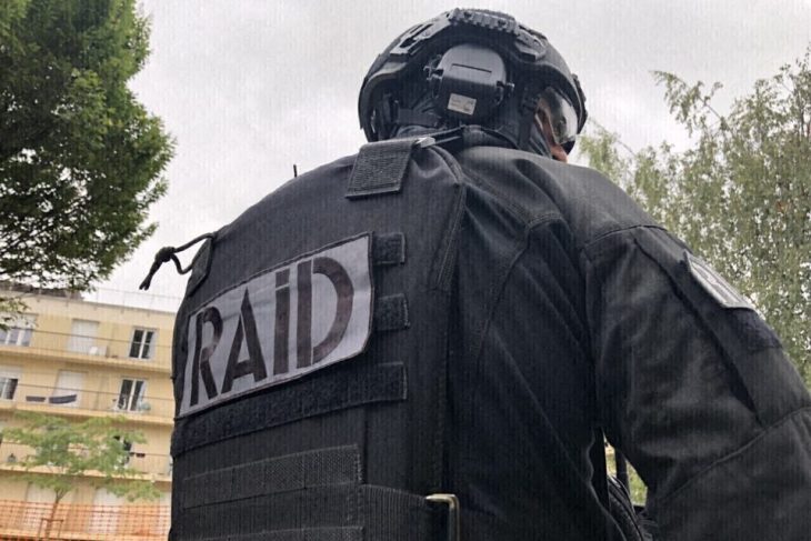 Dole. Quatre individus interpellés pour enlèvement et séquestration en forêt par la police et le RAID.