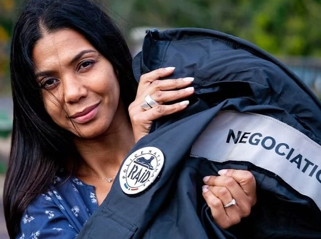 M6 : Tatiana Brillant, ex-négociatrice du RAID, révèle cette méthode redoutable pour sauver des vies face aux forcenés.