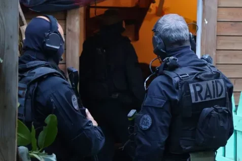 Trafic de stupéfiants à Saint-Pierre : 7 personnes interpellées avec l&rsquo;appuie du RAID.