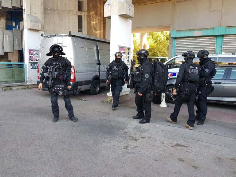 Le RAID sollicité pour interpeller un homme suspecté de proxénétisme.